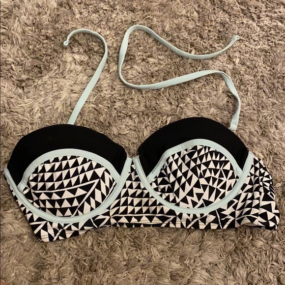 bikini top - Picture 1 of 3